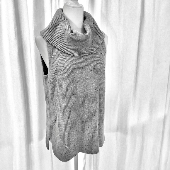 Talbots NWT Gray Cowlneck Sweater Vest - Picture 2 of 6